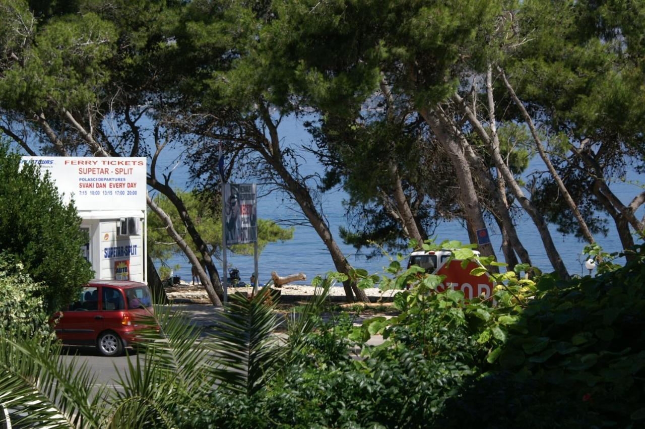 Apartments By The Sea Supetar, Brac - 4274 Экстерьер фото